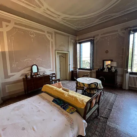 Villa Big Scuderia Country Mansion 5500squarefeet San Pietro Viminario