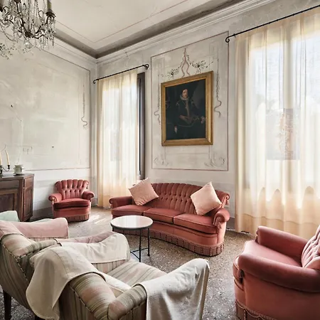 Big Scuderia Country Mansion 5500squarefeet Villa San Pietro Viminario